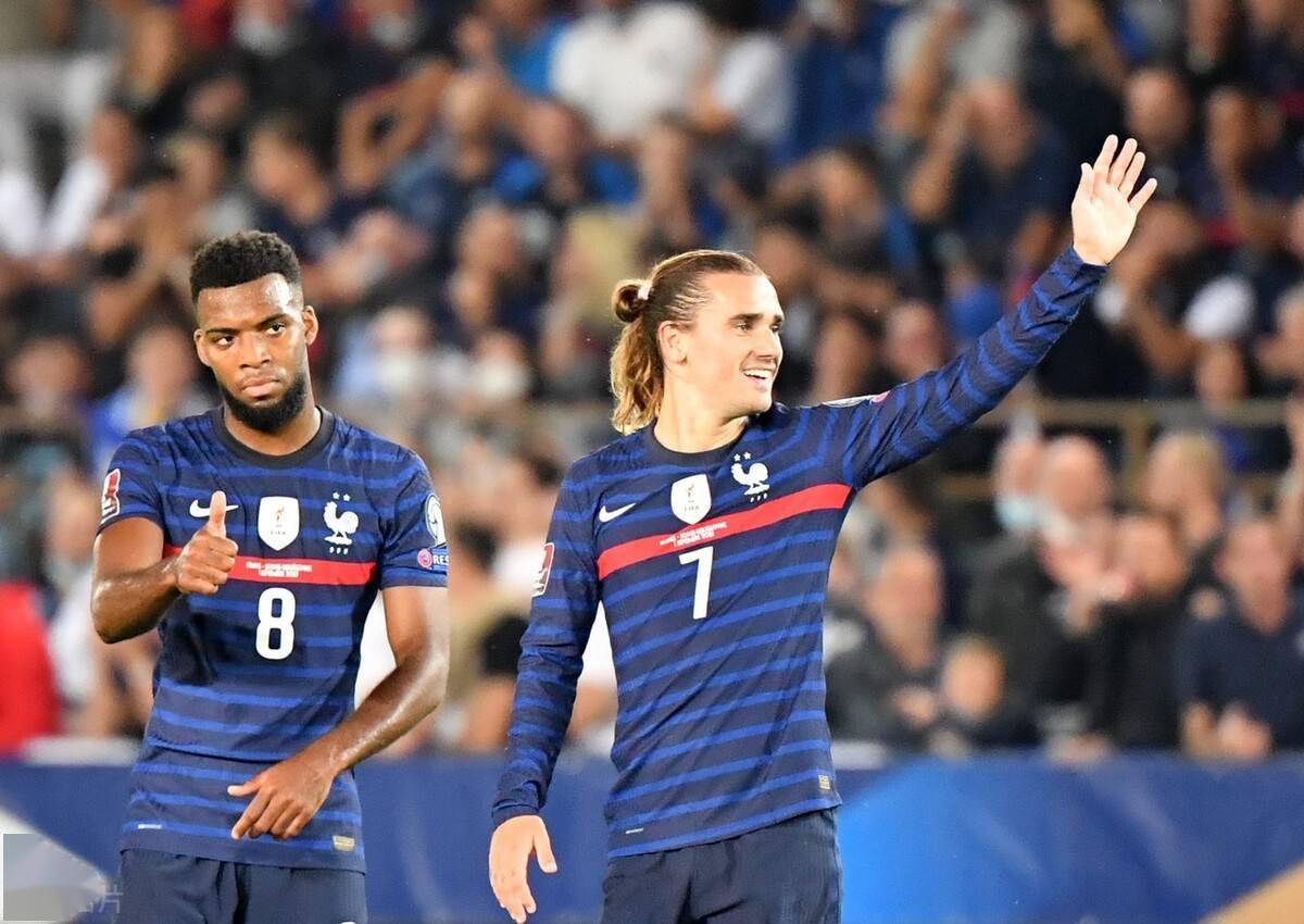 世俱杯2025-关于瑞典客场憾平波黑，晋级形势不明朗的信息
