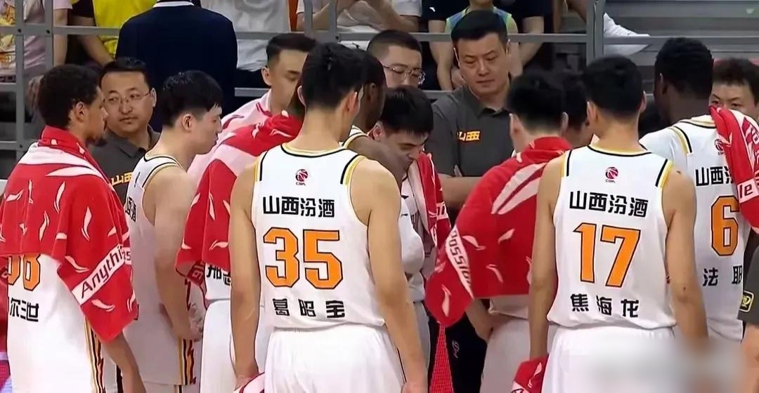 世俱杯-争夺CBA总冠军，球队实力得到极大挑战！