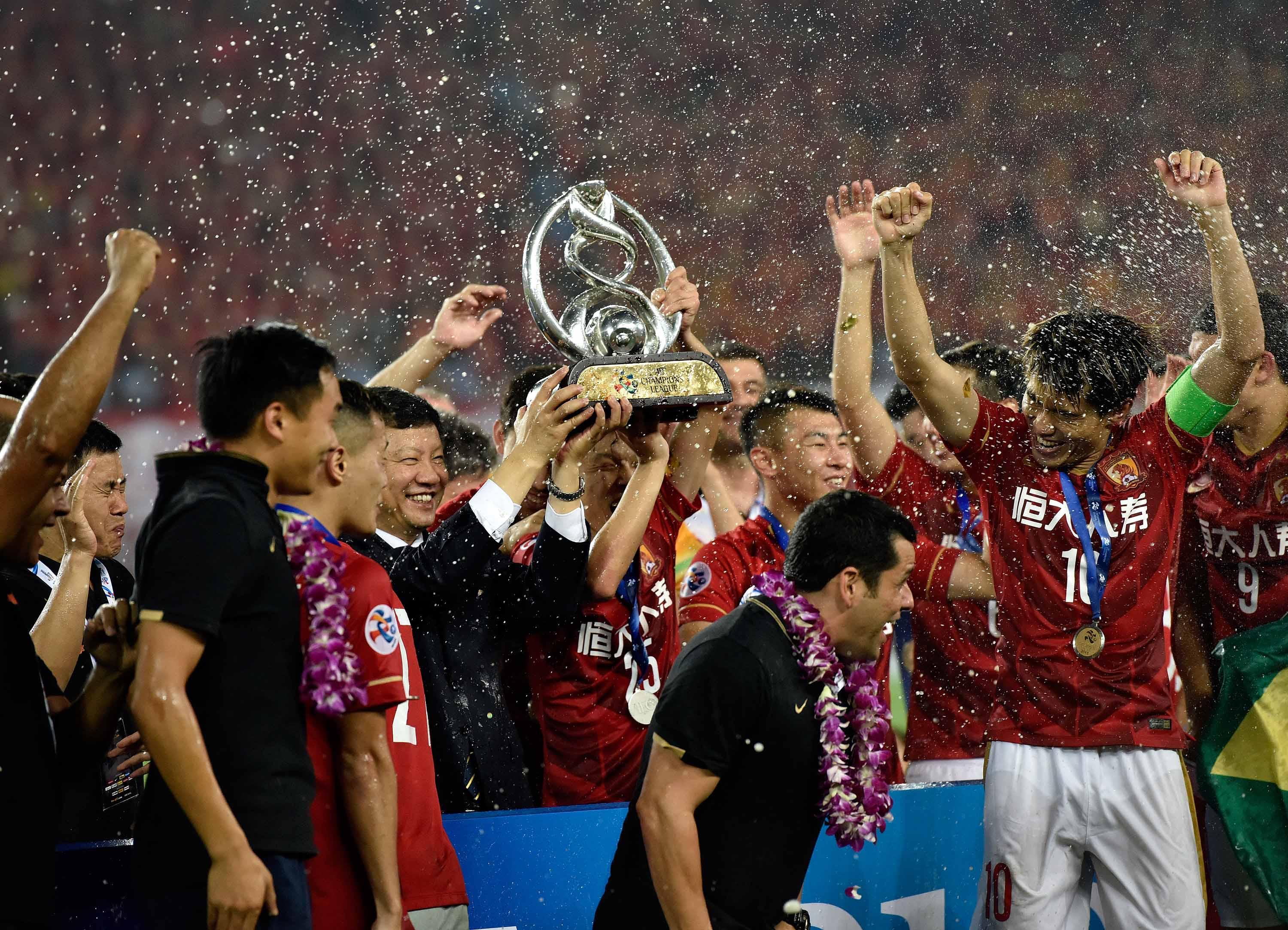 世俱杯-赔率变化决赛震撼开打，巅峰对决引爆全场的简单介绍