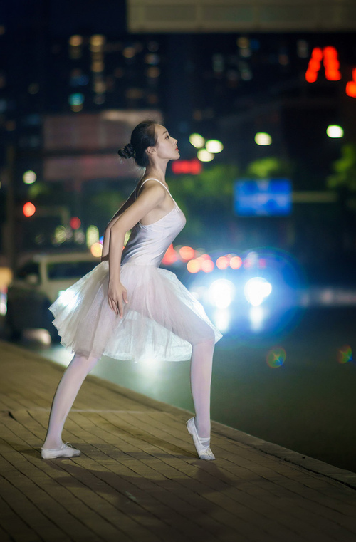 世俱杯赛程-铜墙铁壁吞噬辽篮进攻，贝恩一锤定音演绎现代篮球心脏搏击术