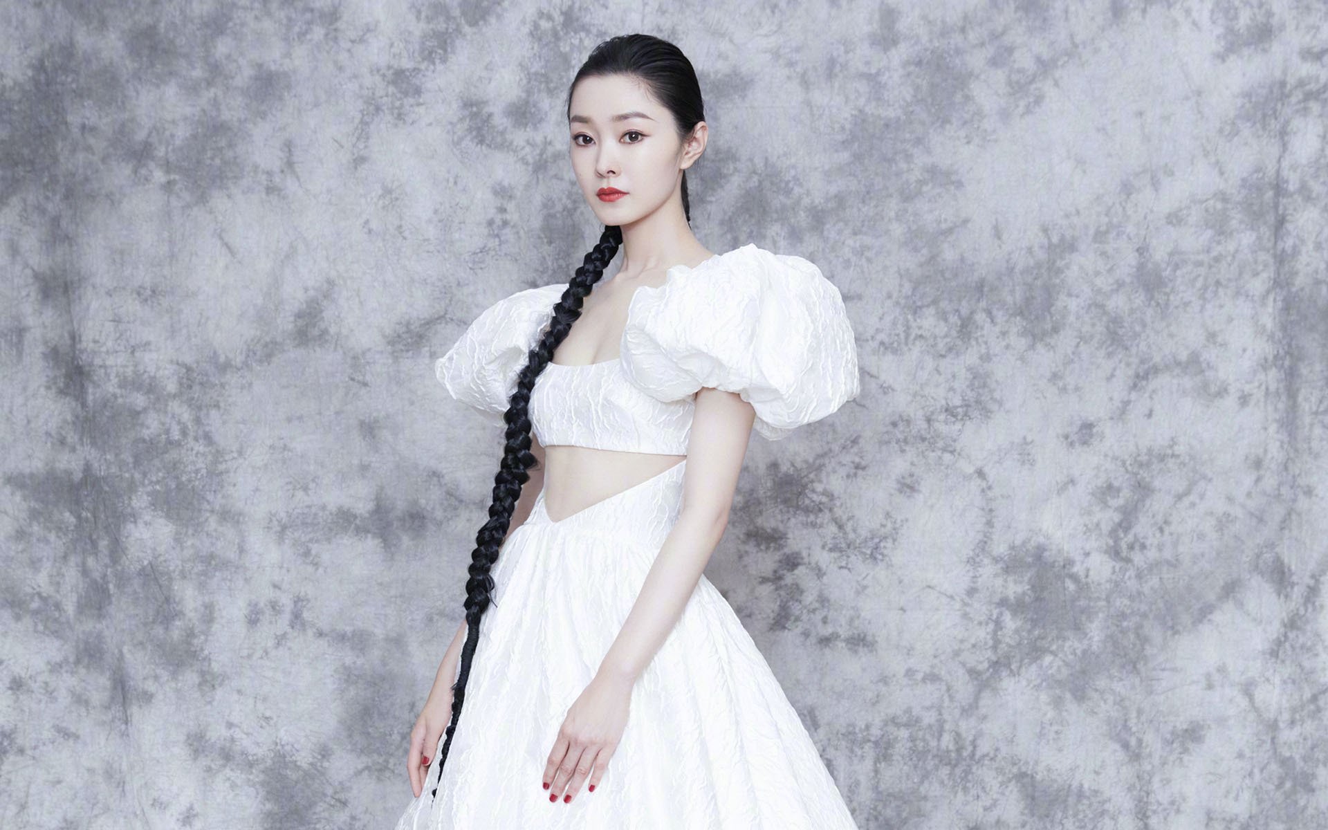 世俱杯分组-国王轻取上海队背后功臣，哈登扮演关键先生